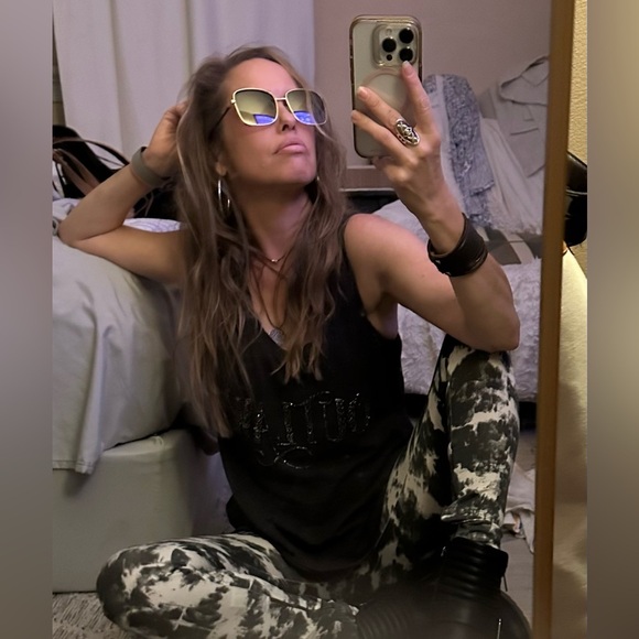 Introducing Lola - Picture 5 of 15